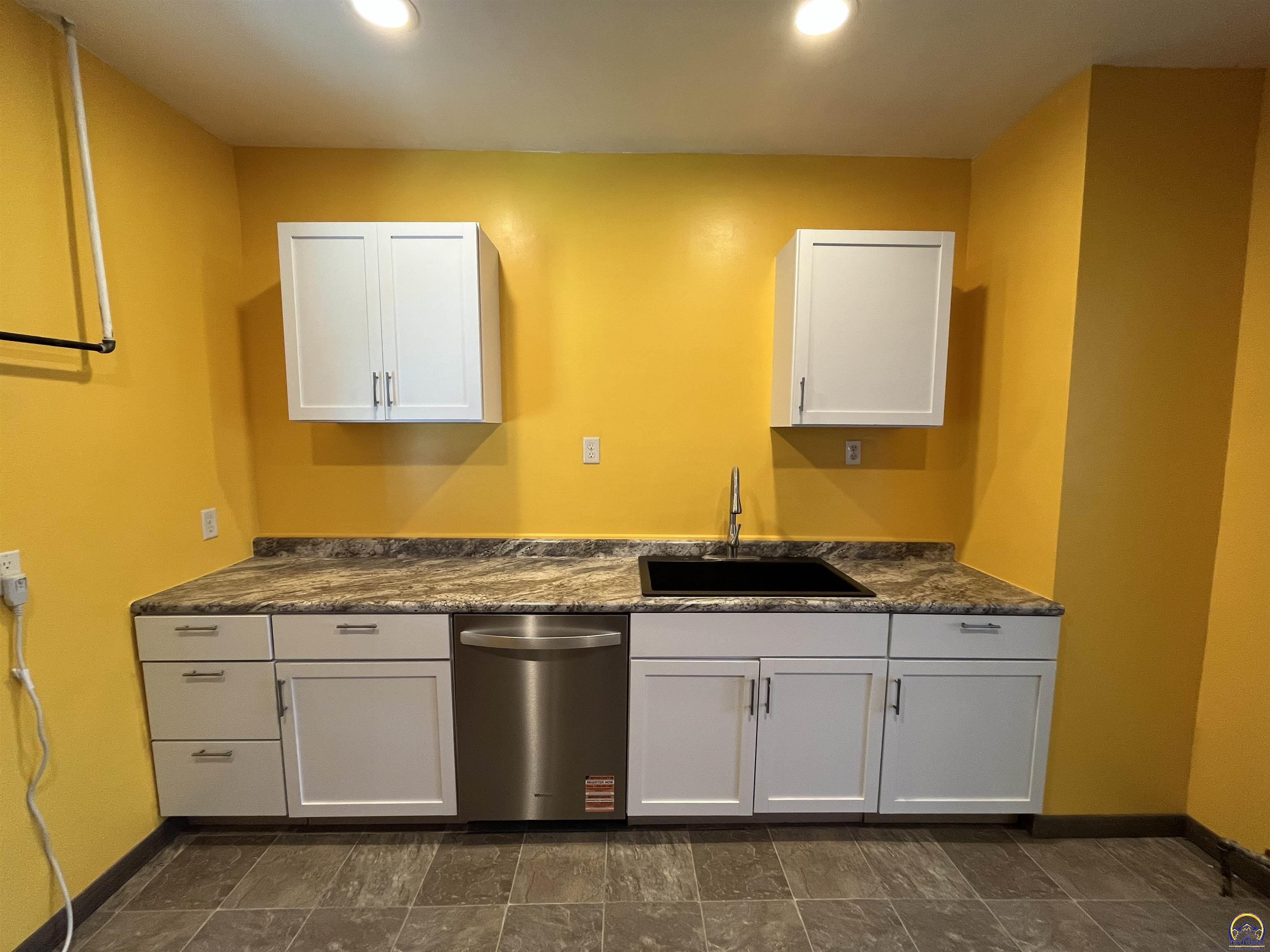 401 Constitution Street, Unit 1 Emporia, KS 66801 - Photo 2 of 10