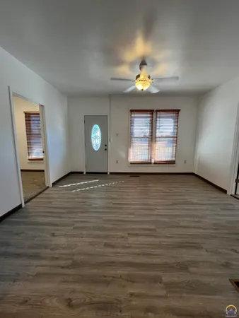 $850 | 401 Constitution Street, Unit 1, Emporia, KS 66801