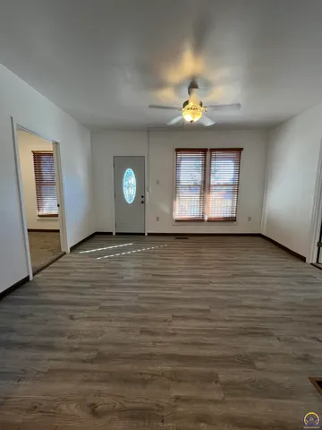 $850 | 401 Constitution Street, Unit 1, Emporia, KS 66801