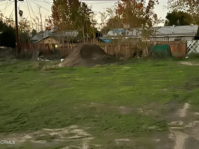 $195,000 | 4420-4424 Belle Terrace, Bakersfield, CA 93309