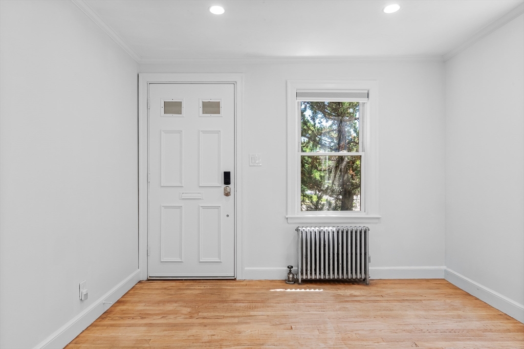 299 Appleton Street Arlington, MA 02476 - Photo 4 of 32