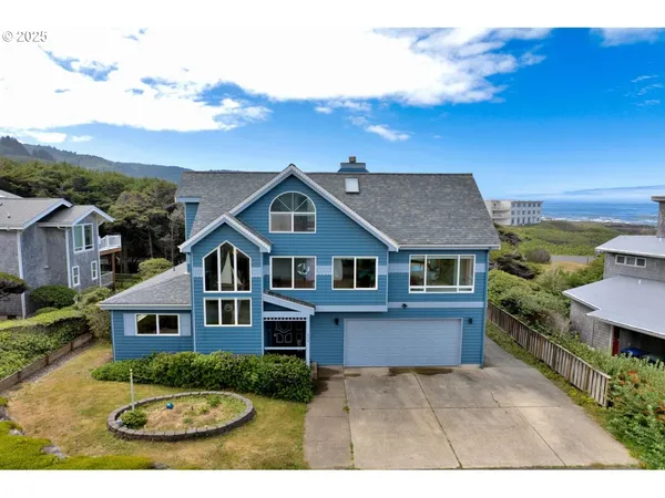 $935,000 | 514 Lemwick Lane, Yachats, OR 97498