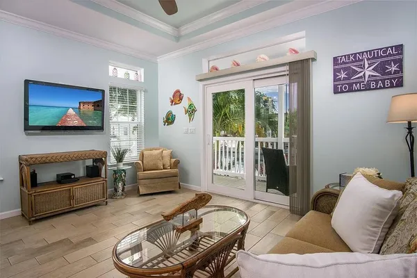 $4,000 | 5031 5th Avenue, Unit 38, Key West, FL 33040