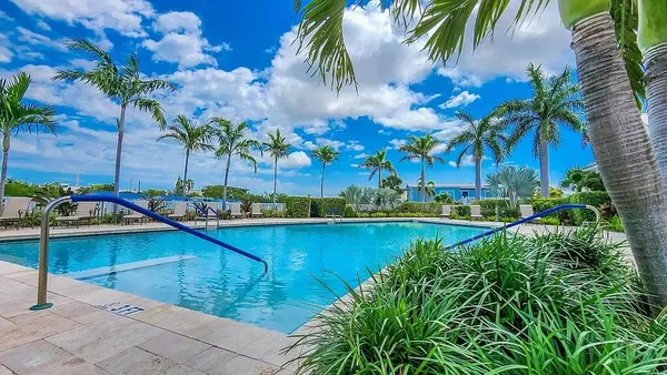 $4,000 | 5031 5th Avenue, Unit 38, Key West, FL 33040