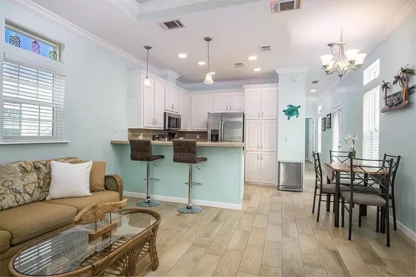 $4,000 | 5031 5th Avenue, Unit 38, Key West, FL 33040