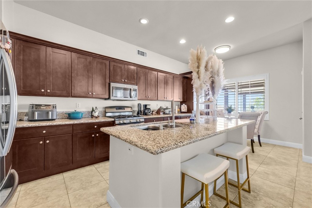 12661 Ridgecrest Drive Rancho Cucamonga, CA 91739 - Photo 18 of 52