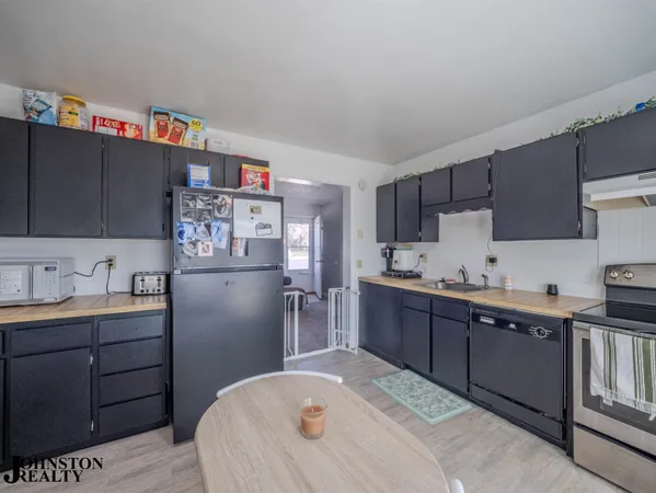 $595,000 | 830 North 6th Street, Douglas, WY 82633