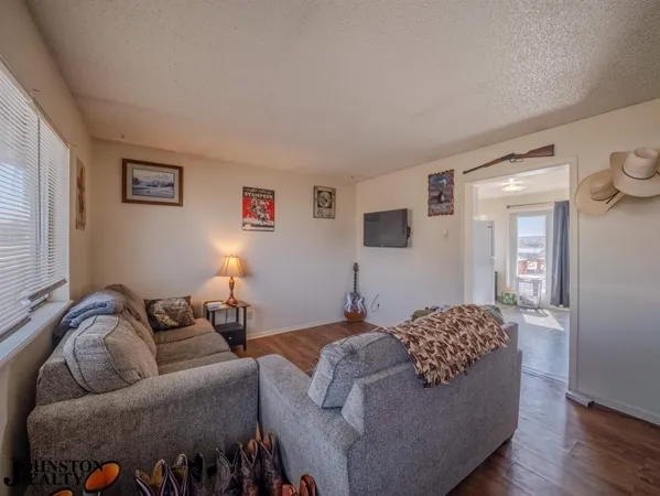 $595,000 | 830 North 6th Street, Douglas, WY 82633
