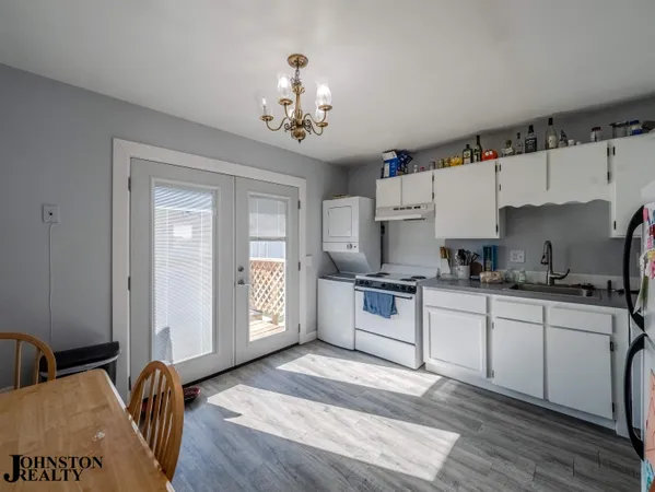 $595,000 | 830 North 6th Street, Douglas, WY 82633