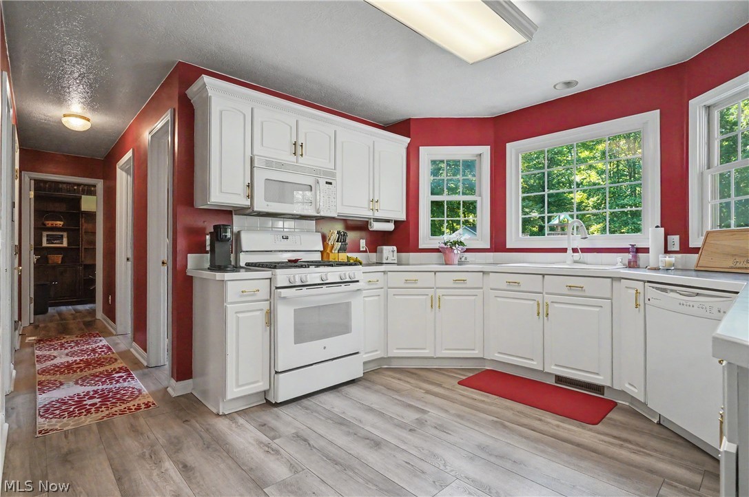 1580 Johns Road Clinton, OH 44216 - Photo 16 of 35