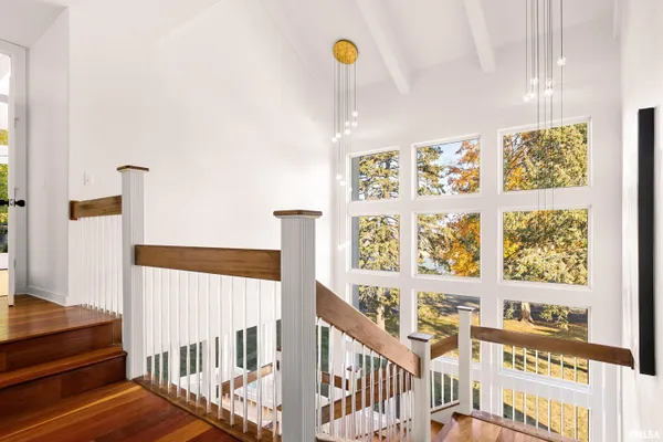 $995,000 | 4119 North Grandview Drive, Peoria, IL 61611