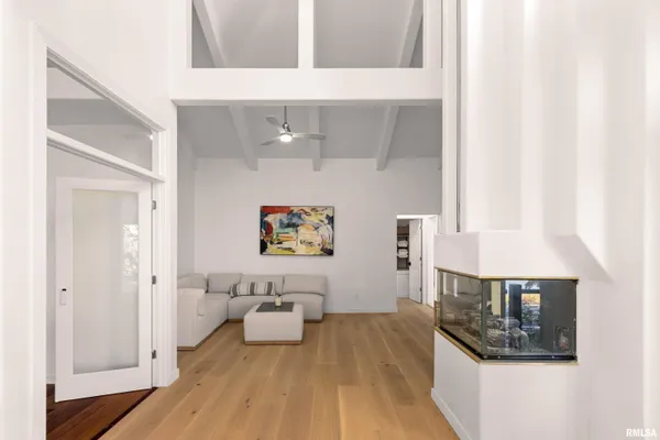 $995,000 | 4119 North Grandview Drive, Peoria, IL 61611