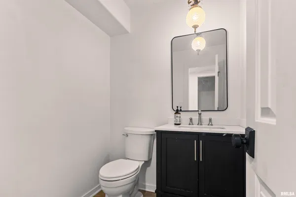 $995,000 | 4119 North Grandview Drive, Peoria, IL 61611