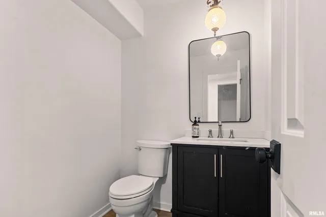 $1,050,000 | 4119 North Grandview Drive, Peoria, IL 61611