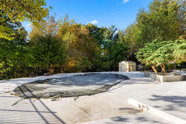 $995,000 | 4119 North Grandview Drive, Peoria, IL 61611