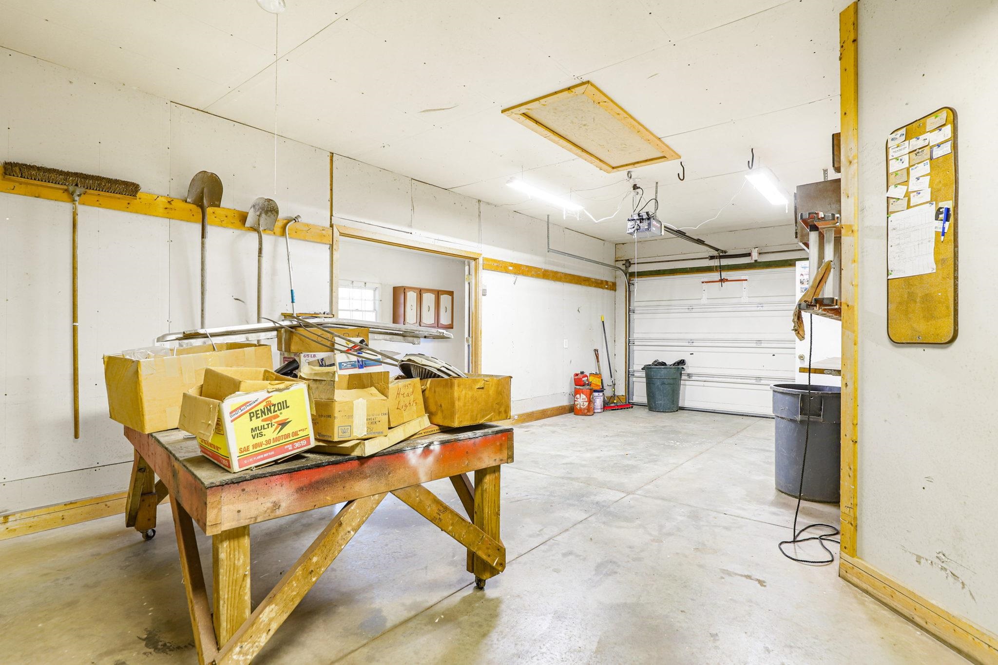 3360 Dillon Road Flushing, MI 48433 - Photo 50 of 61 50087479-49.JPG