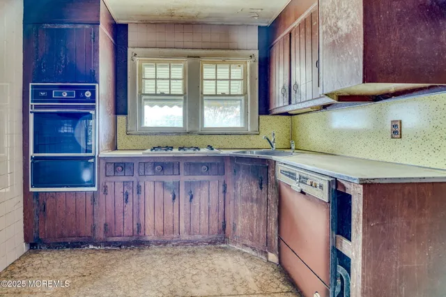 $800,000 | 1206 Bergh Street, Asbury Park, NJ 07712