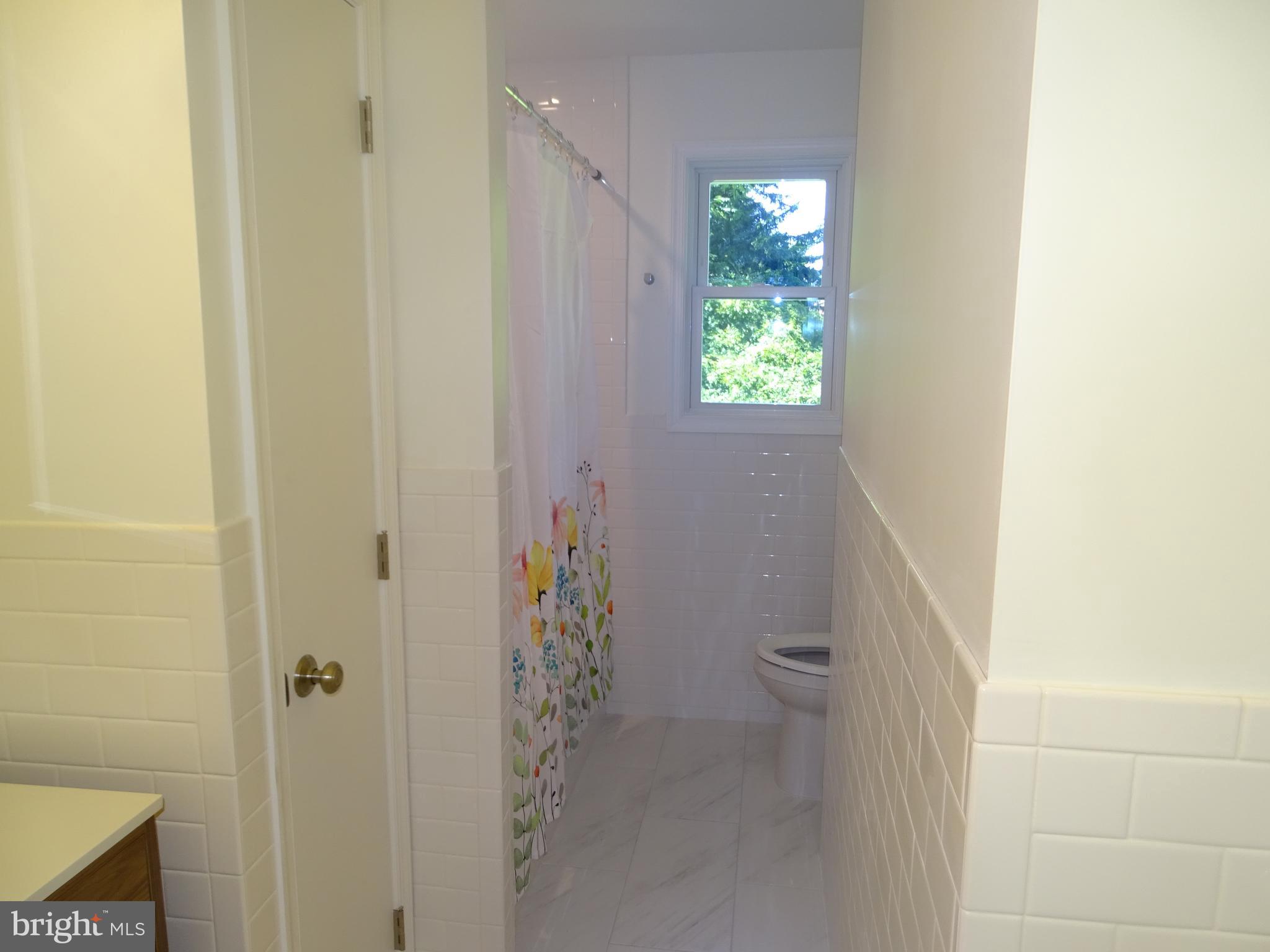 449 Street Road Warminster, PA 18974 - Photo 25 of 34 Hall Bathroom