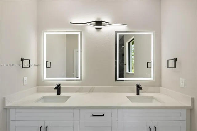 $392,000 | 218 Irving Avenue, Lehigh Acres, FL 33936