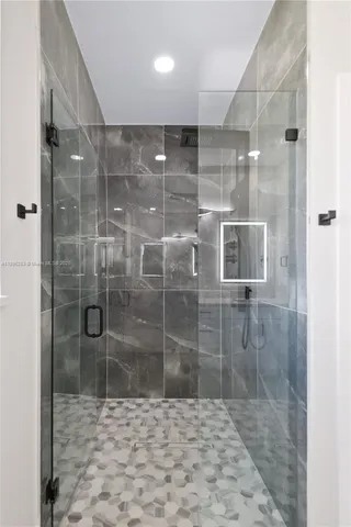 $392,000 | 218 Irving Avenue, Lehigh Acres, FL 33936