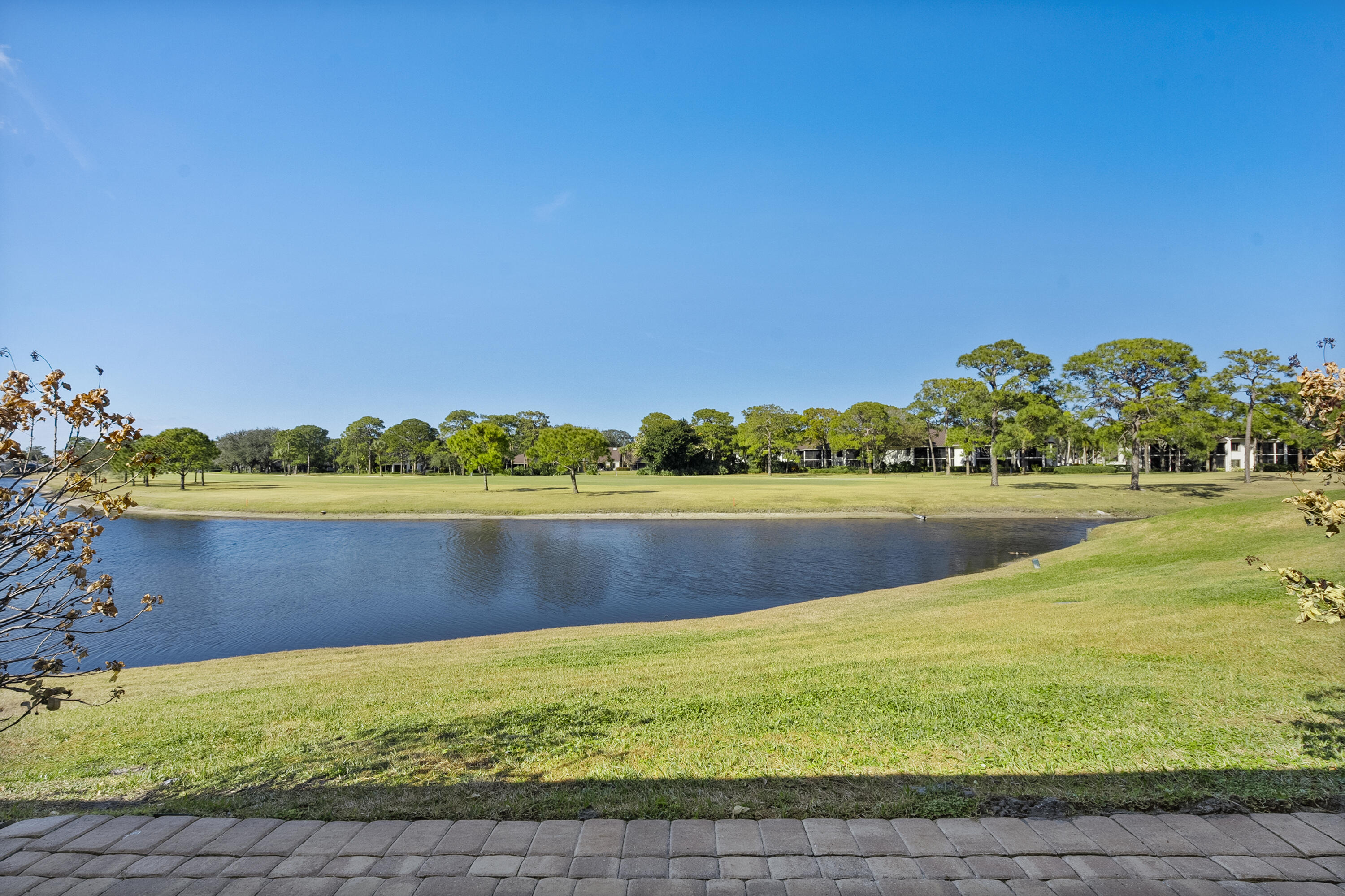 5143 Southeast Club Way Stuart, FL 34997 - Photo 33 of 57 DSC09122