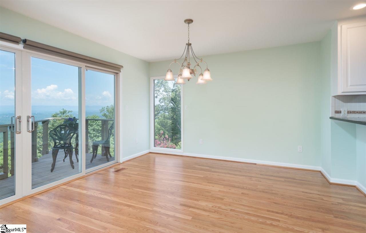 151 Old Altamont Ridge Road Greenville, SC 29609 - Photo 8 of 36
