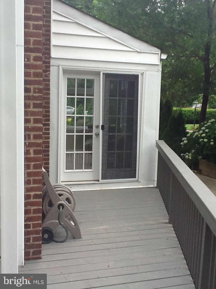 205 Franklin Avenue Silver Spring, MD 20901 - Photo 22 of 26 Deck