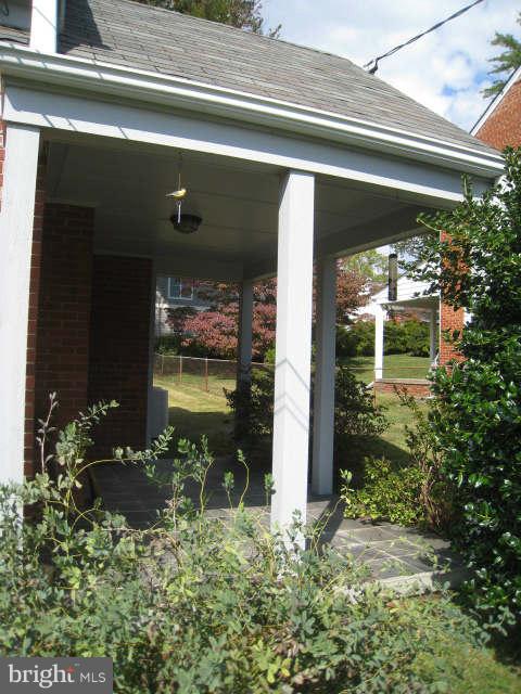 5905 Walton Road Bethesda, MD 20817 - Photo 2 of 30 Exterior (Front)