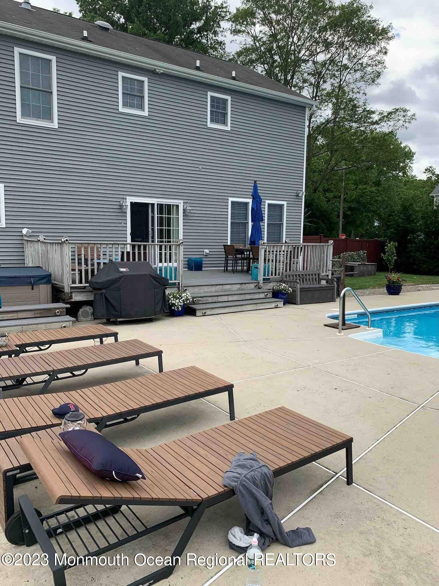 711 Mt Place Point Pleasant, NJ 08742 - Photo 22 of 36 PoolArea