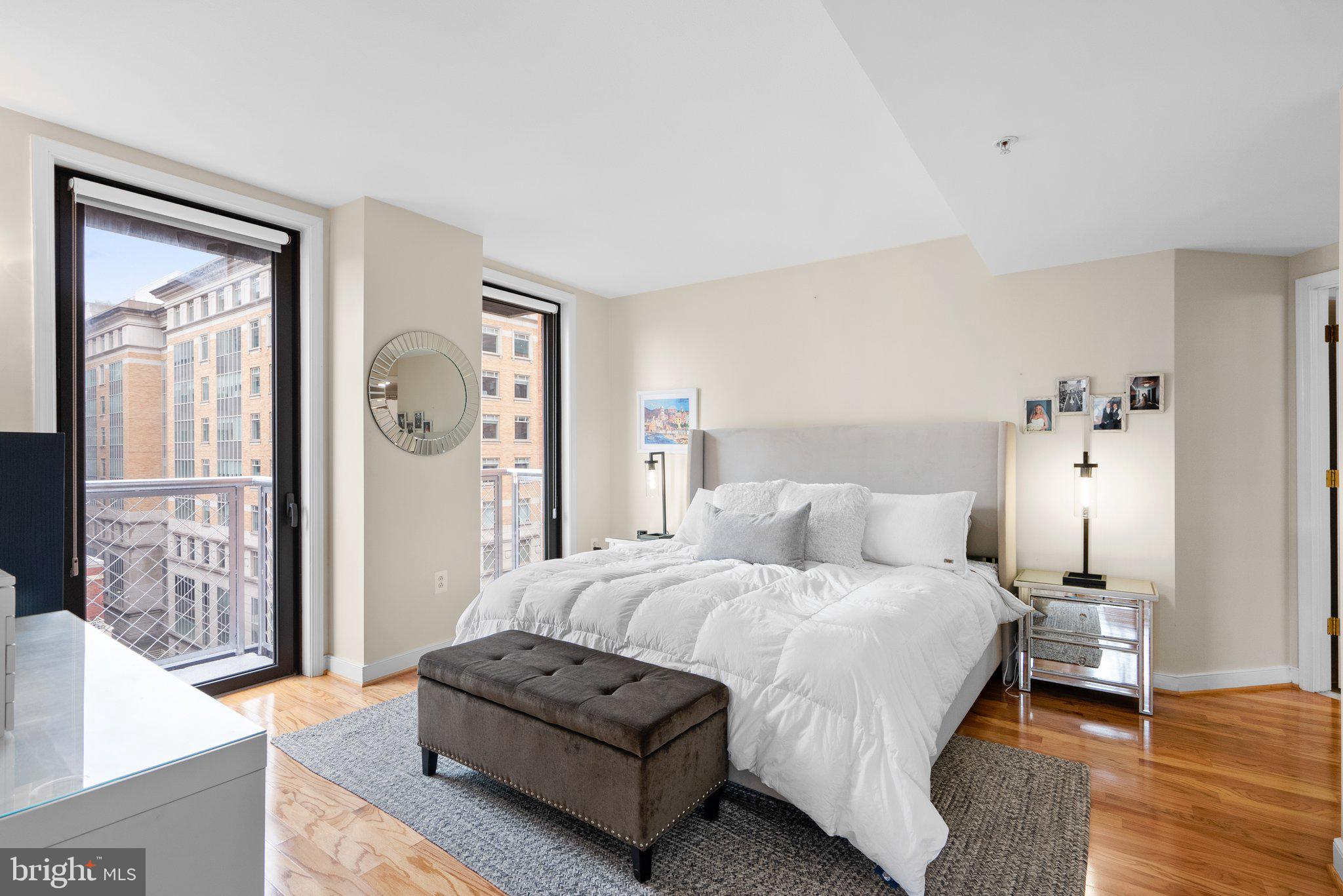 616 E Street Northwest, Unit 818 Washington, DC 20004 - Photo 14 of 40 Abundantly sunny - Primary Bedroom