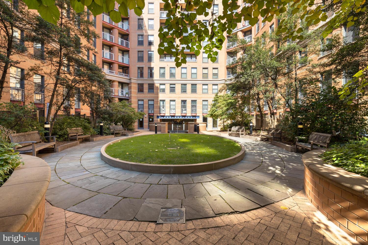 616 E Street Northwest, Unit 818 Washington, DC 20004 - Photo 33 of 40 Park