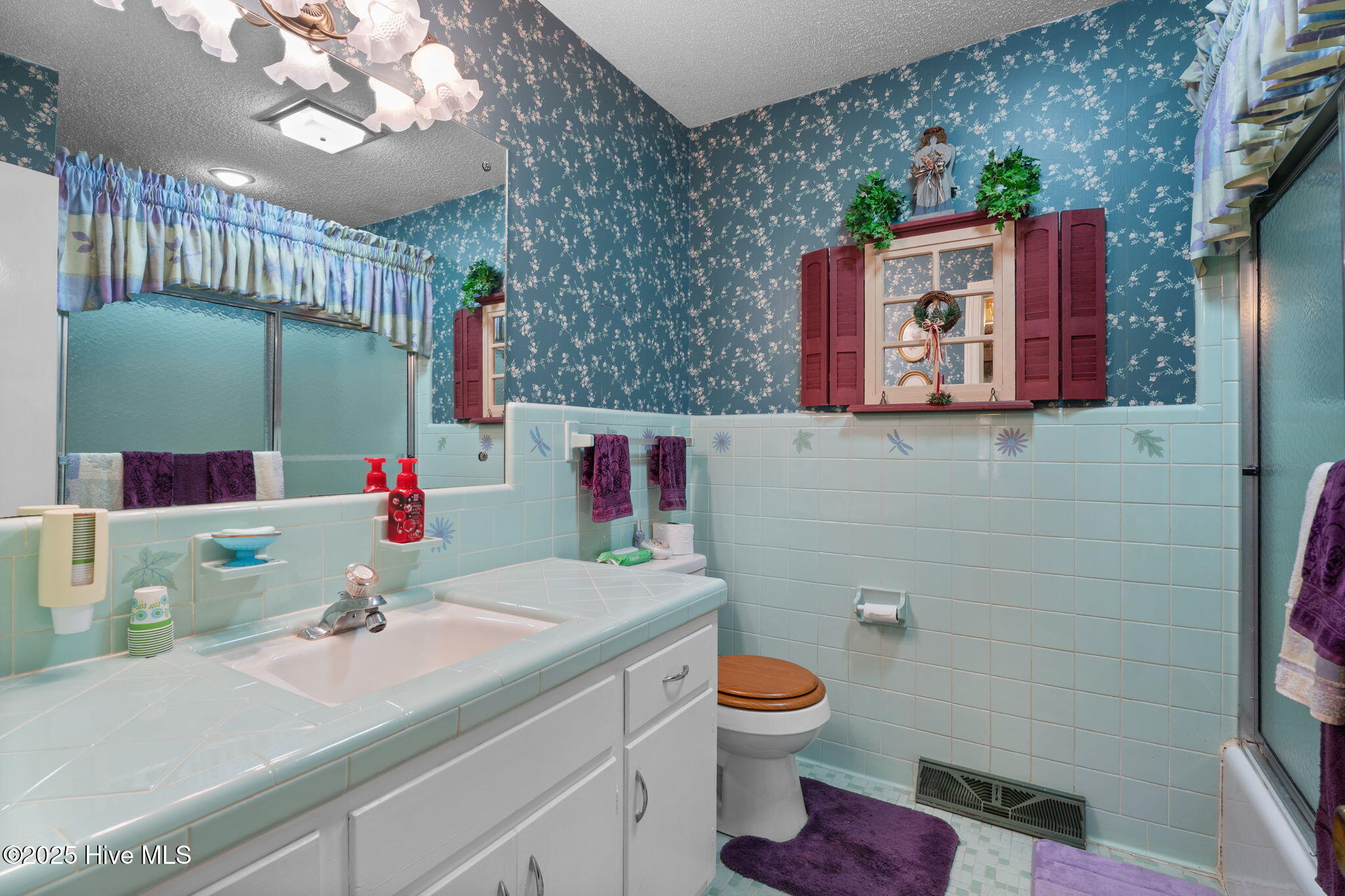 4843 Lake Wilson Road Elm City, NC 27822 - Photo 20 of 46 Hall Bath