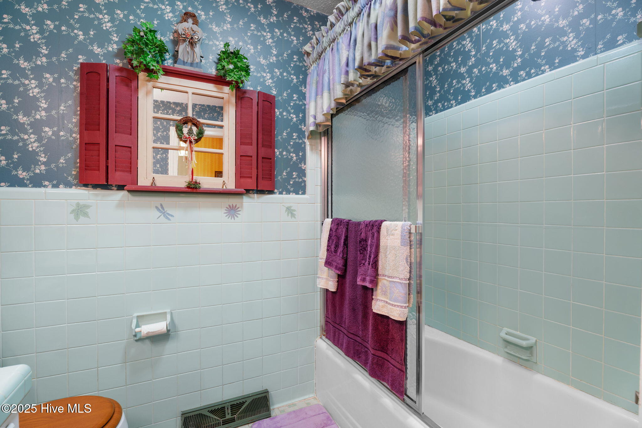 4843 Lake Wilson Road Elm City, NC 27822 - Photo 21 of 46 Hall Bath 2