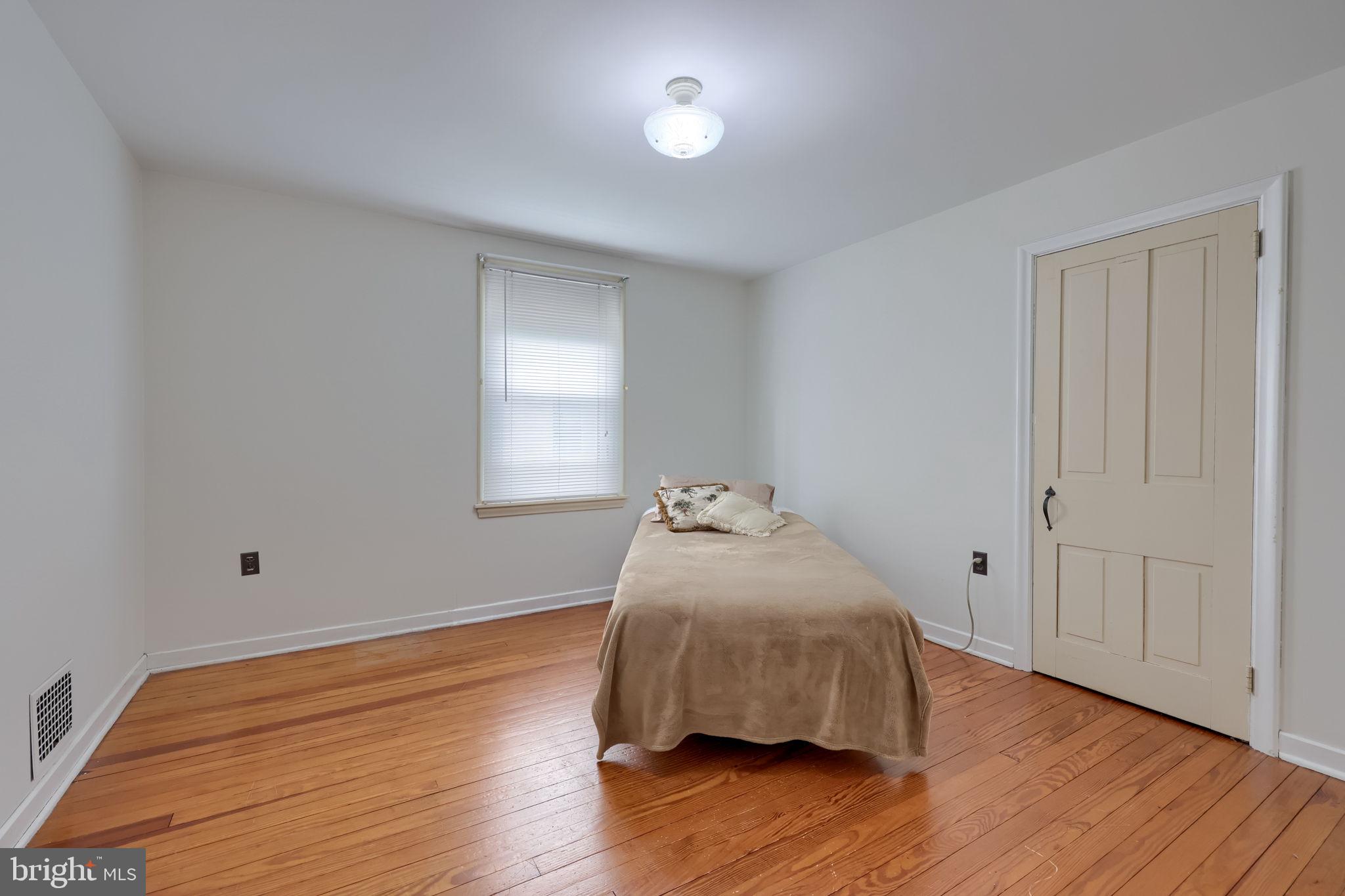 1316 Newport Road Manheim, PA 17545 - Photo 29 of 44