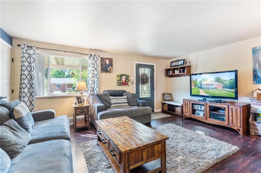570 River Ridge Road McKeesport, PA 15133 - Photo 6 of 22 Gallery Image 6