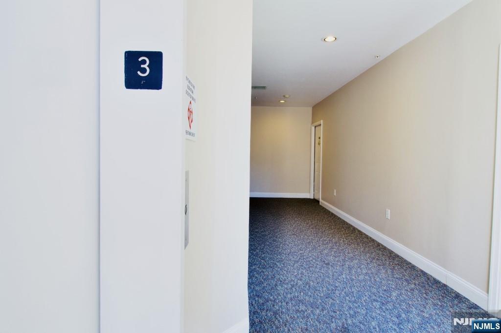 340 The Promenade Edgewater, NJ 07020 - Photo 6 of 46