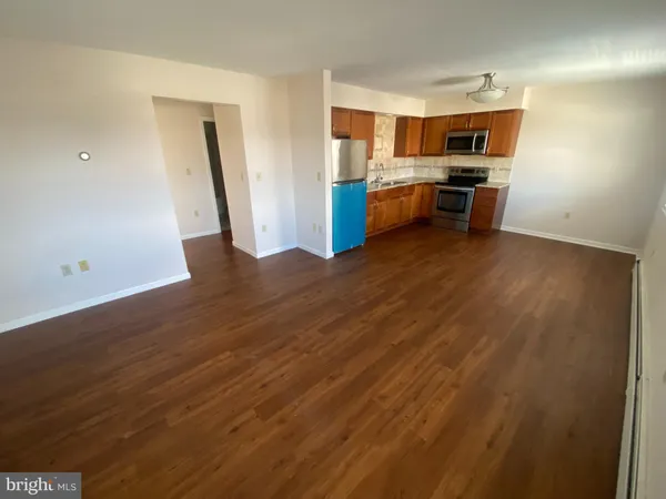 $1,100 | 427 Smith Street, Unit 2R, Dunmore, PA 18512