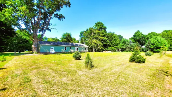 $379,000 | 3935 Destiny Drive, Hart, MI 49420