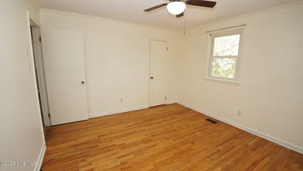 $1,500 | 1008 Hendricks Avenue, Jacksonville, NC 28540