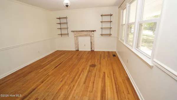 $1,500 | 1008 Hendricks Avenue, Jacksonville, NC 28540