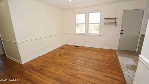 $1,500 | 1008 Hendricks Avenue, Jacksonville, NC 28540