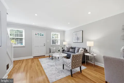 $725,000 | 29 Mt Vernon Avenue, Alexandria, VA 22301