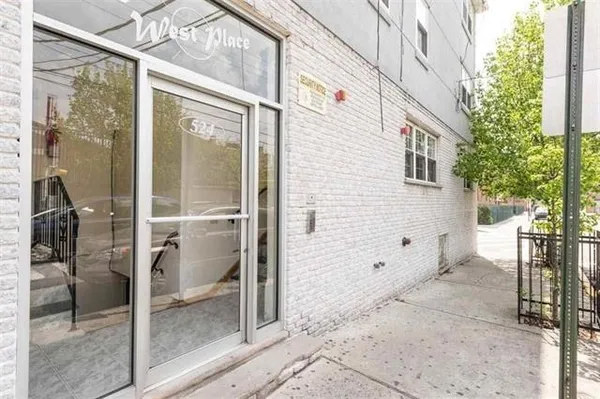 $2,795 | 524-526 4th Street, Unit 13, Union City, NJ 07087
