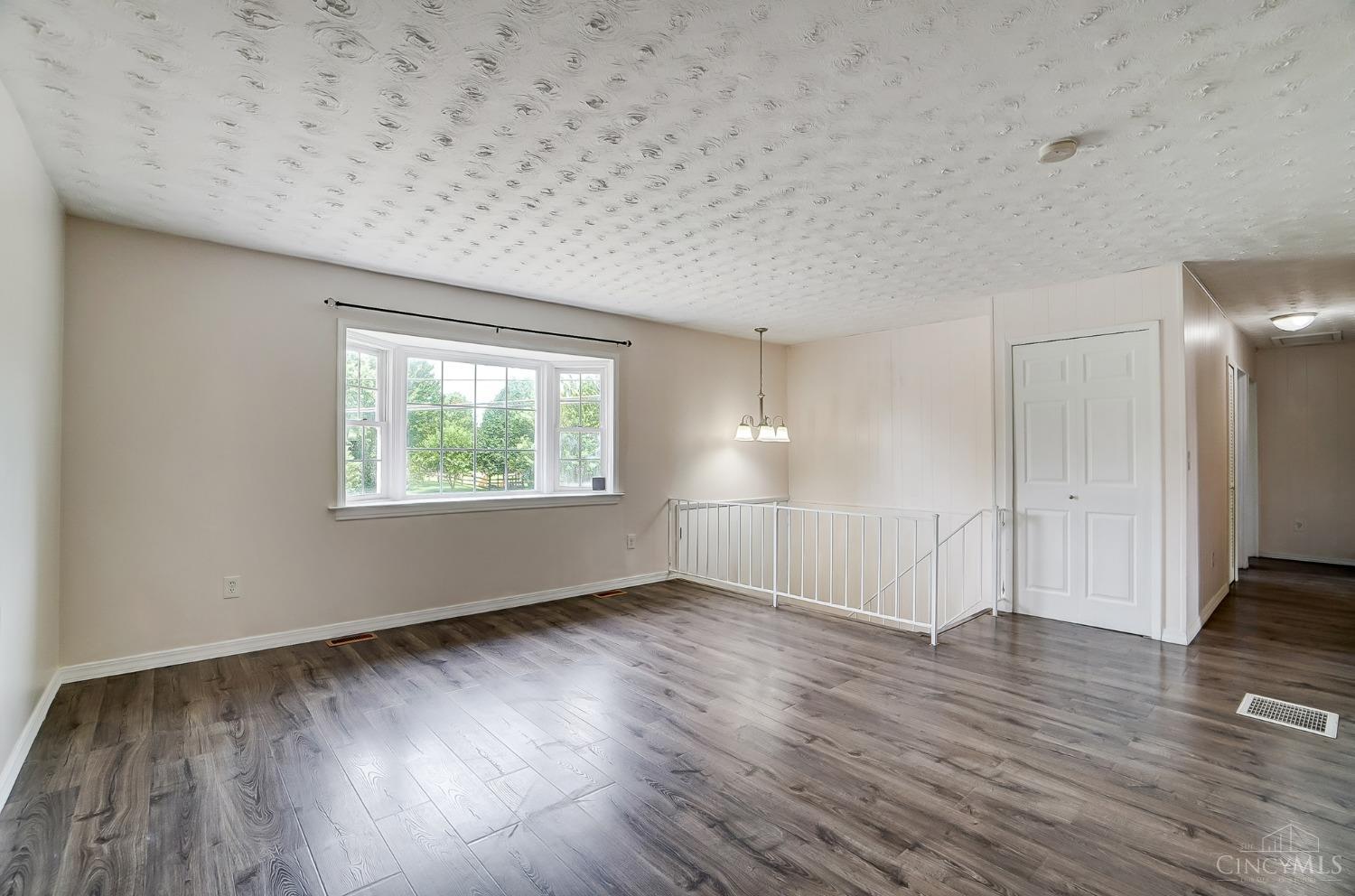 6560 Butler Warren Road Mason, OH 45040 - Photo 2 of 33 Gallery Image 2