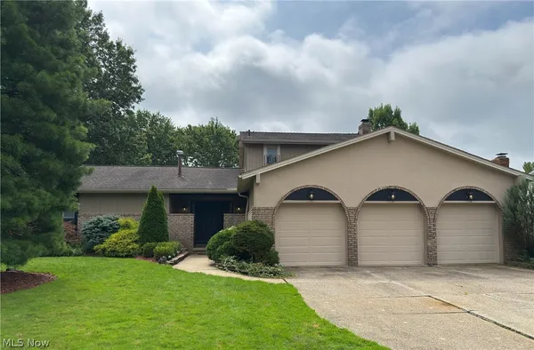 $485,000 | 3466 Clover Drive, Brunswick, OH 44212