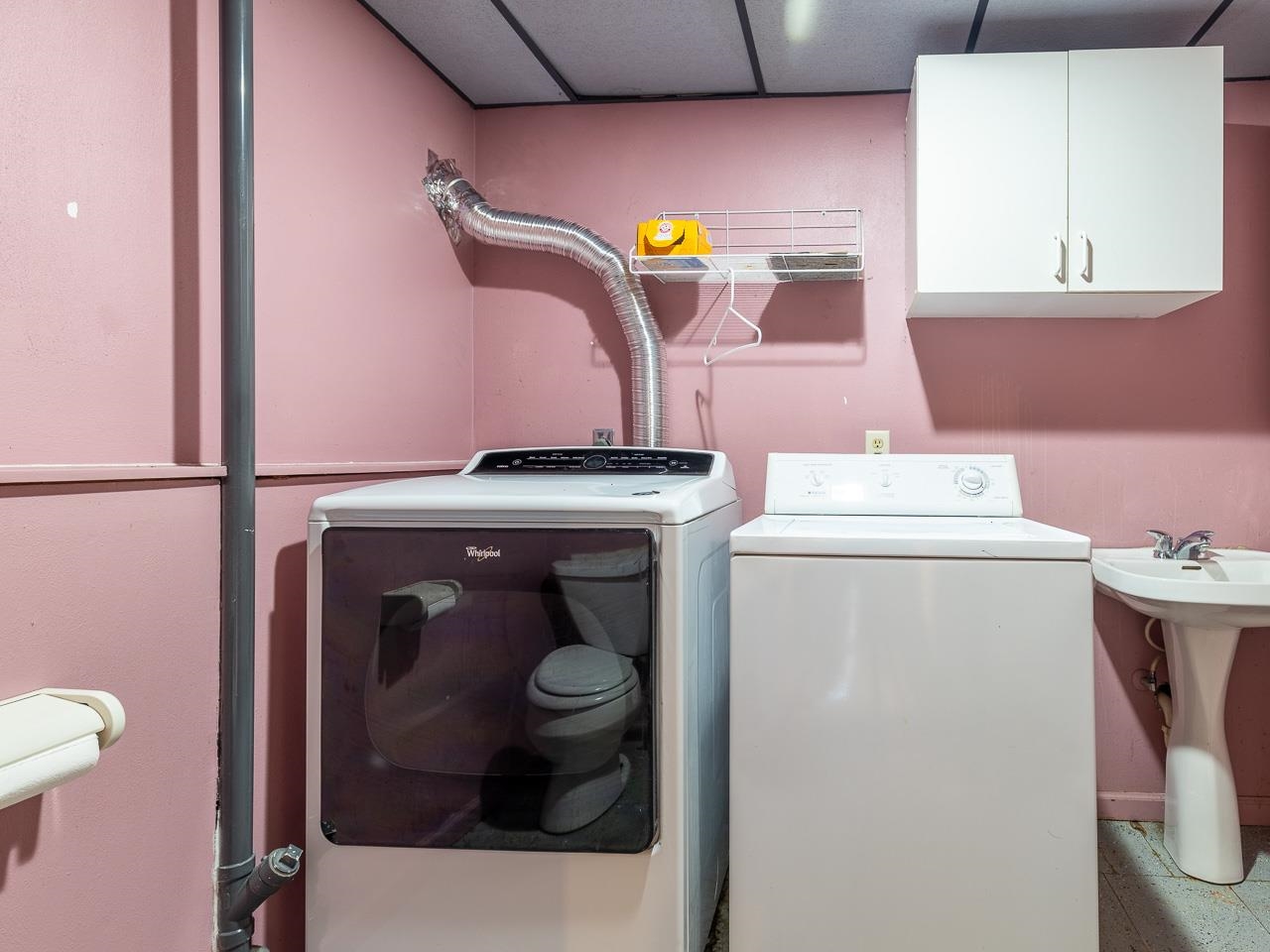 1476 Chadbourne Drive Lake Summerset, IL 61019 - Photo 18 of 22 a utility room with dryer and washer