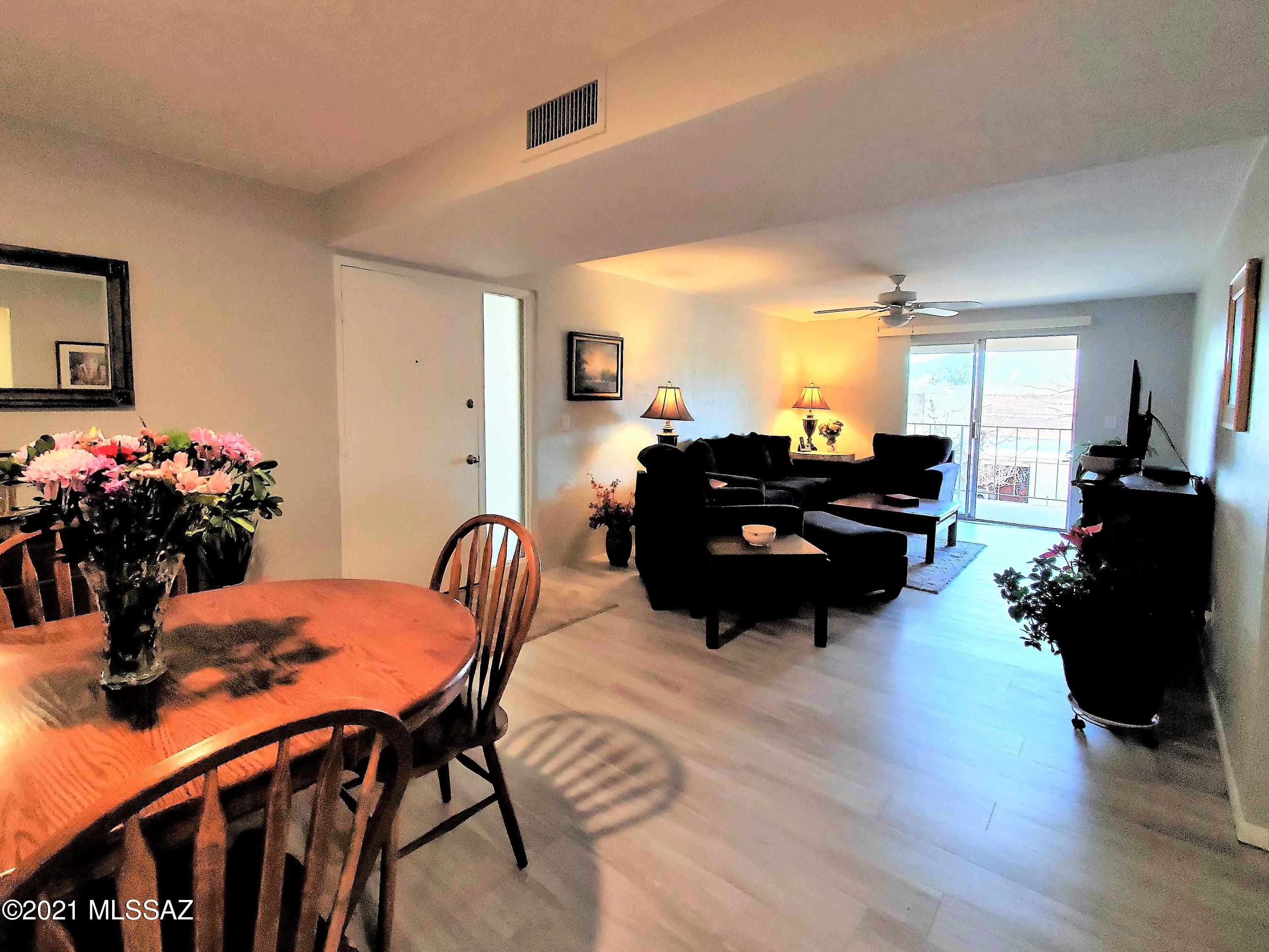 625 South Prudence Road, Unit 211 Tucson, AZ 85710 - Photo 21 of 24 Gallery Image 21