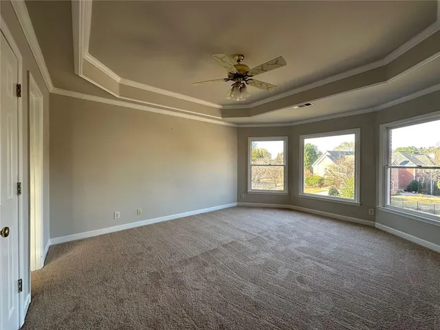 a view of empty room with window