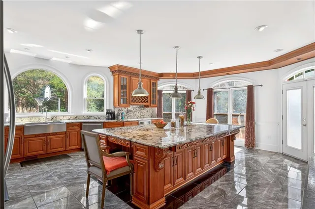 $7,000 | 235 Summerhouse Lane, Atlanta, GA 30350