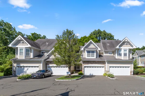 $529,000 | 86 Tucker Street, Danbury, CT 06801